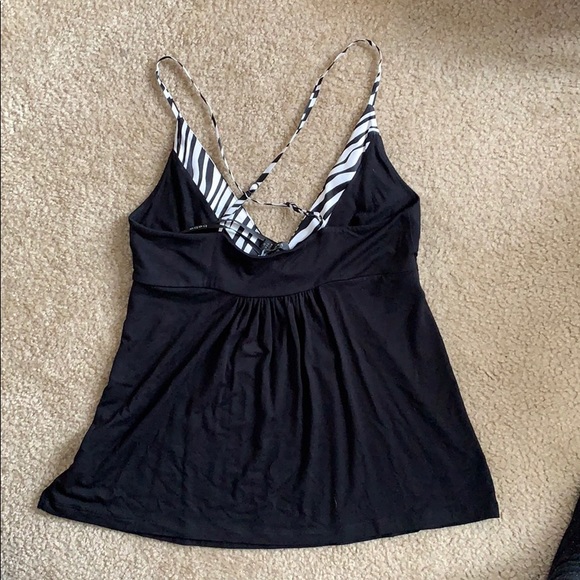 Bebe camisole - Picture 2 of 3